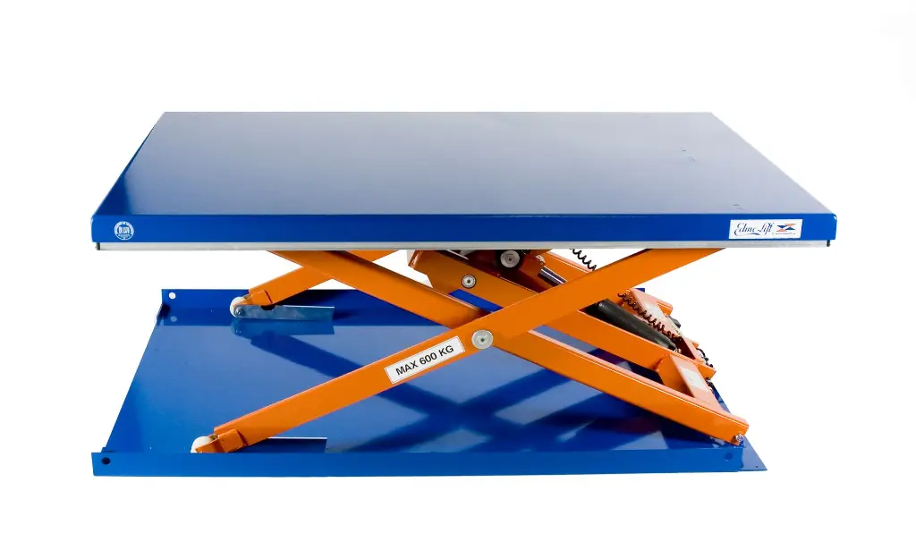 TCB 600: piattaforma elevatrice ribassata senza fossa 600 kg