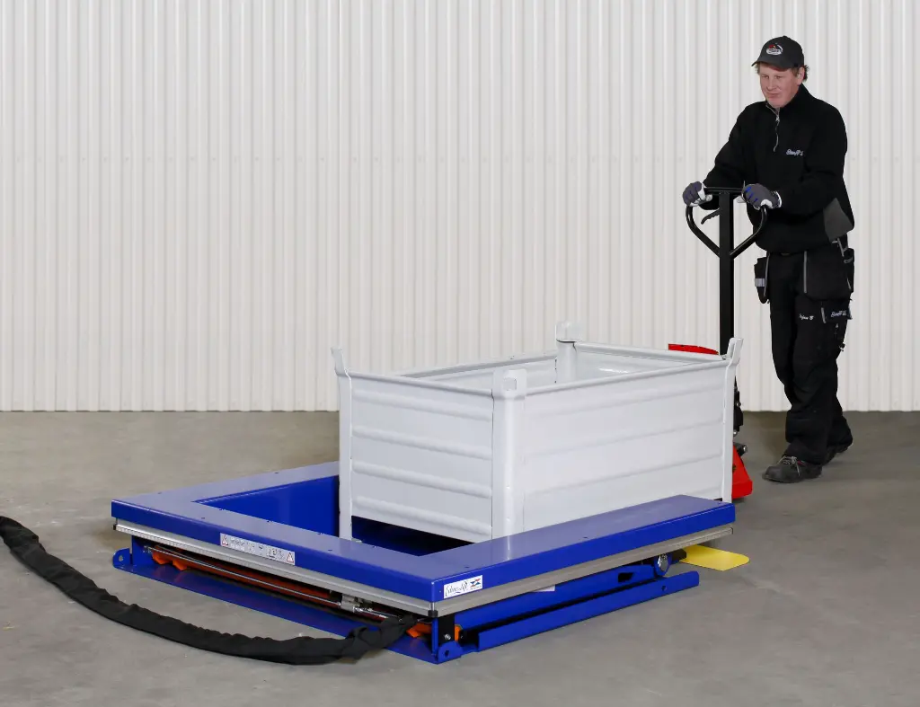 ALT 1500U: sollevatore ribaltatore per pallet 1500 kg