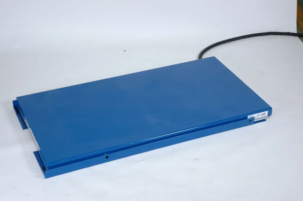 CCB 1000: piattaforma elevatrice ribassata 1000 kg